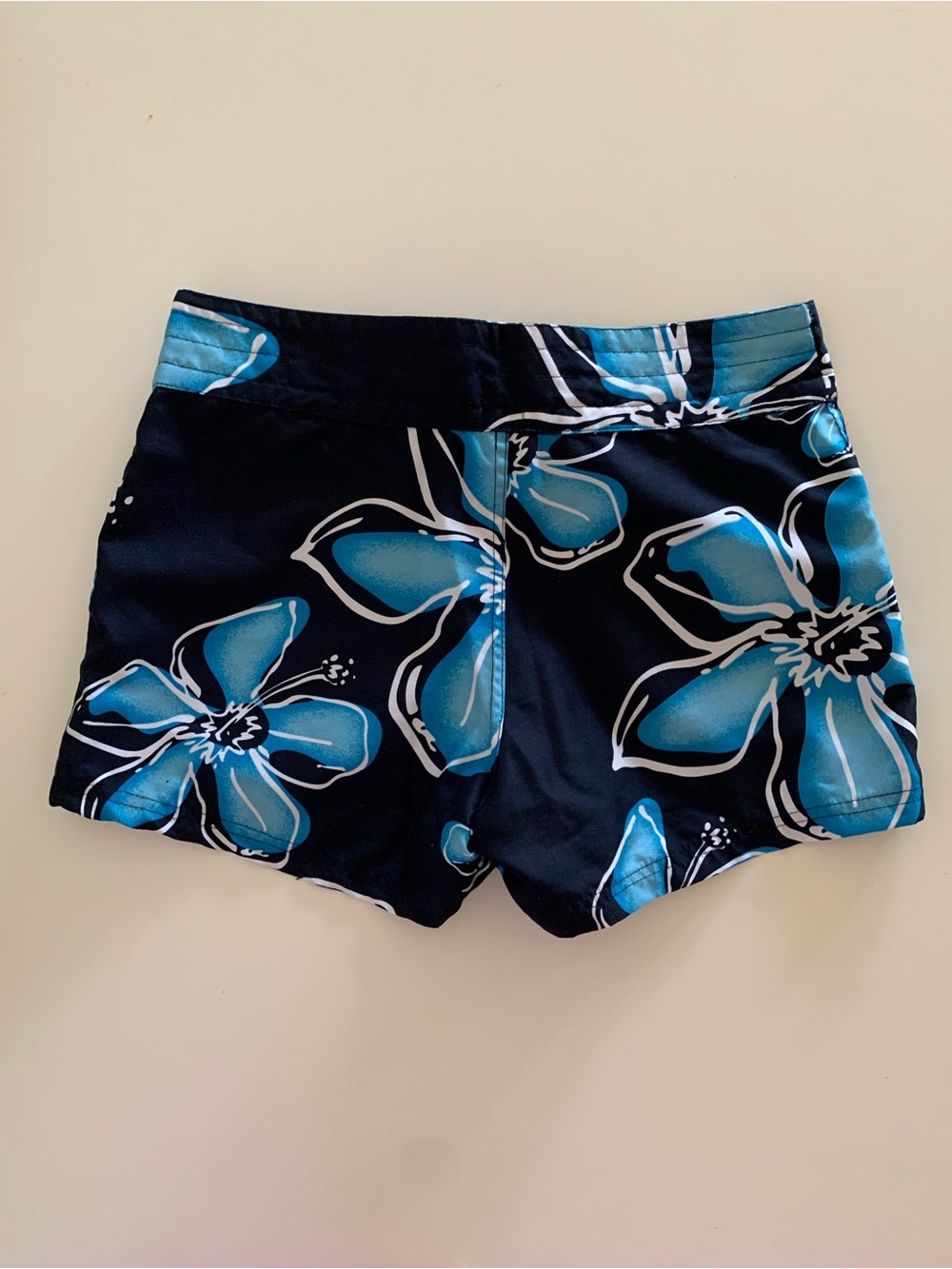 Maui Clothing Company Floral Blue & Black Swim Shorts - Picture 2 of 2